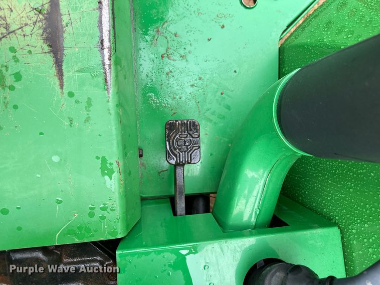 image for item LR9735 1998 John Deere 5410  tractor