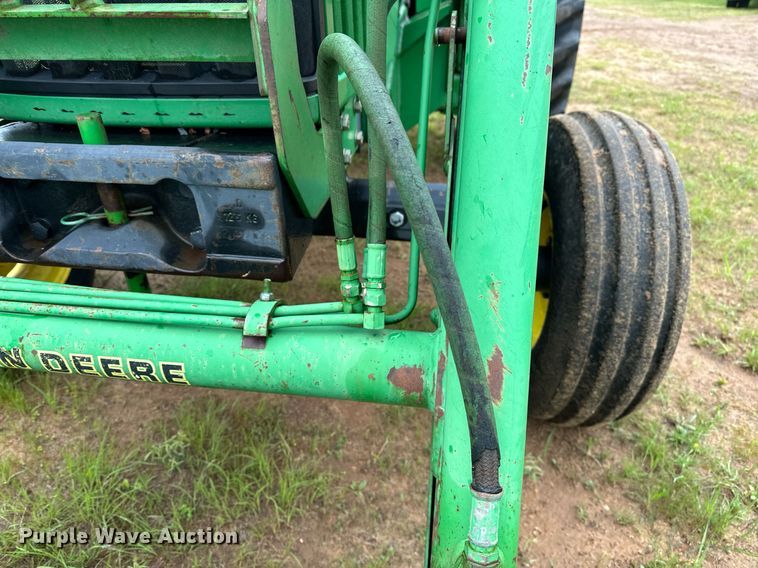 image for item LR9735 1998 John Deere 5410  tractor