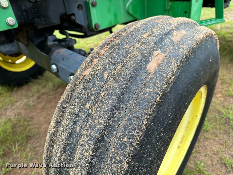 image for item LR9735 1998 John Deere 5410  tractor