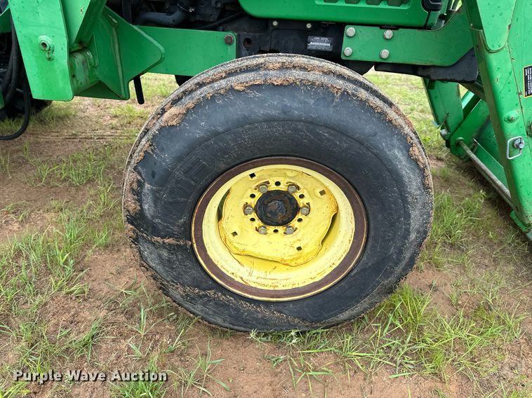 image for item LR9735 1998 John Deere 5410  tractor