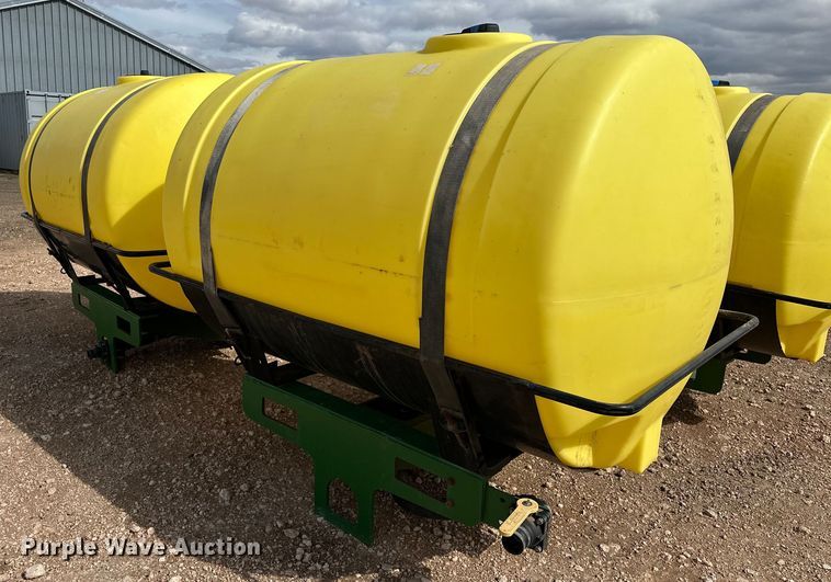 image for item LR9747 (2) Manco saddle tanks