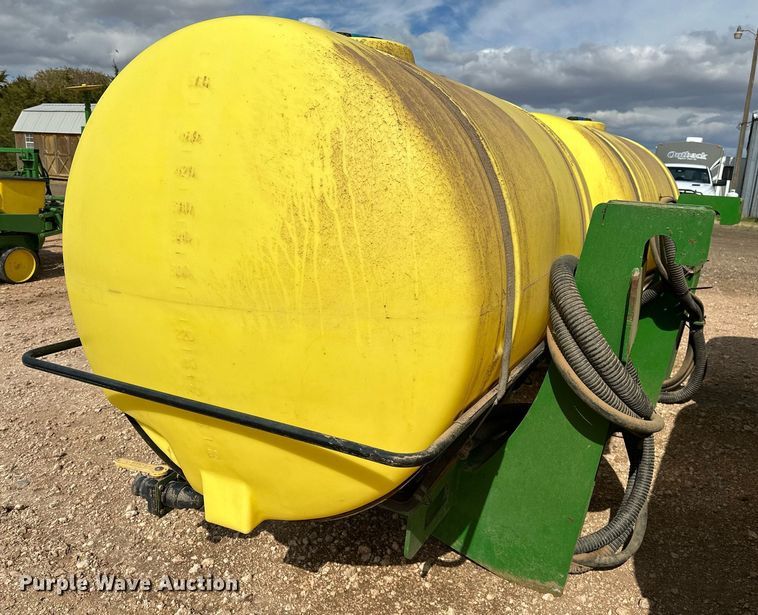 image for item LR9747 (2) Manco saddle tanks