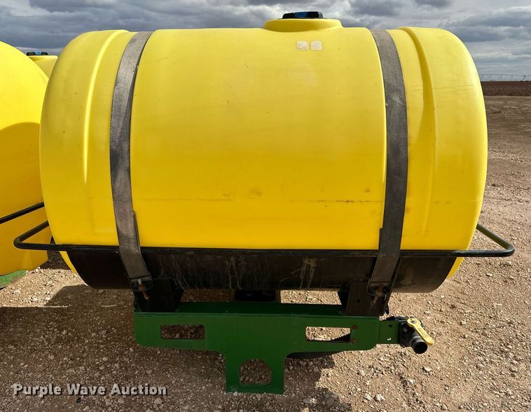 image for item LR9747 (2) Manco saddle tanks