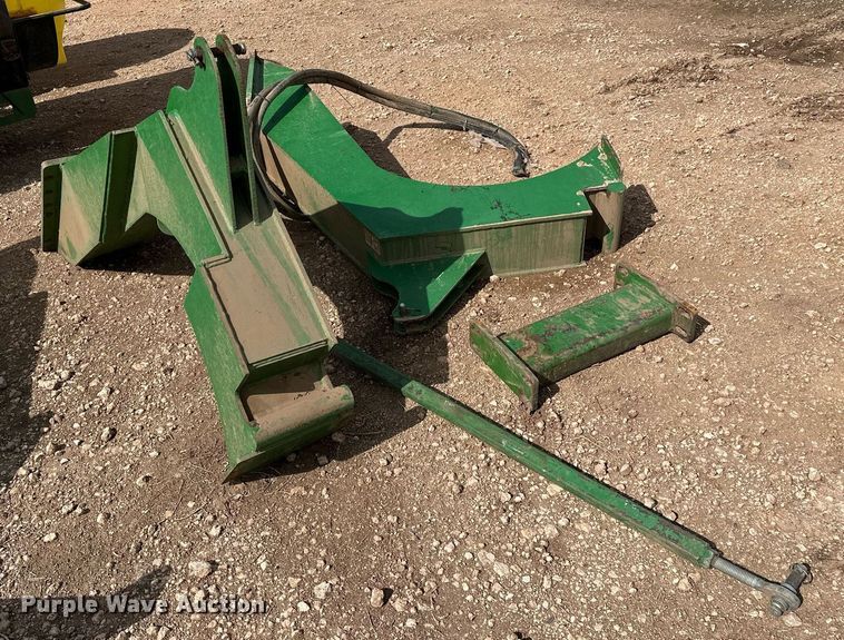 image for item LR9747 (2) Manco saddle tanks