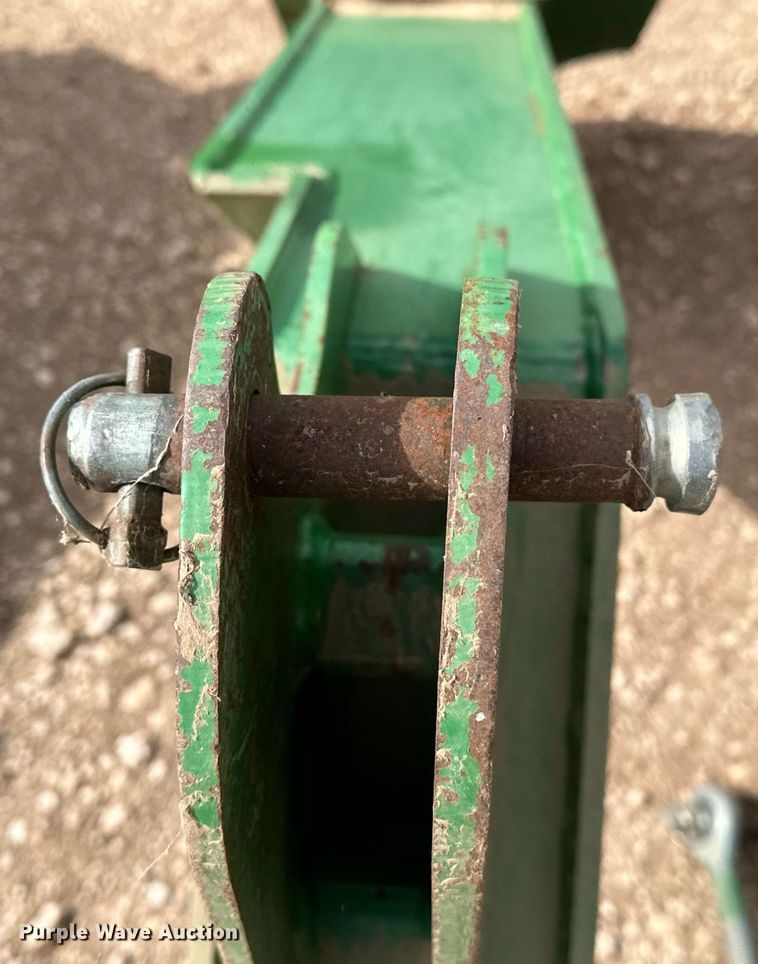 image for item LR9747 (2) Manco saddle tanks