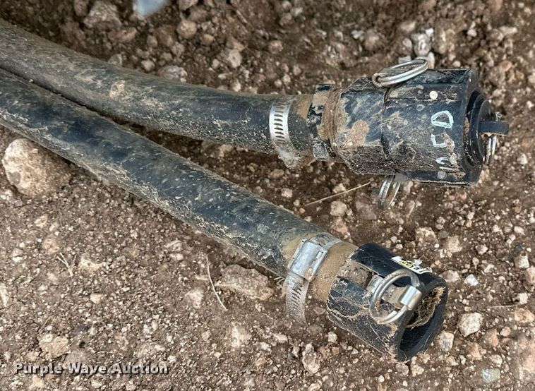 image for item LR9747 (2) Manco saddle tanks