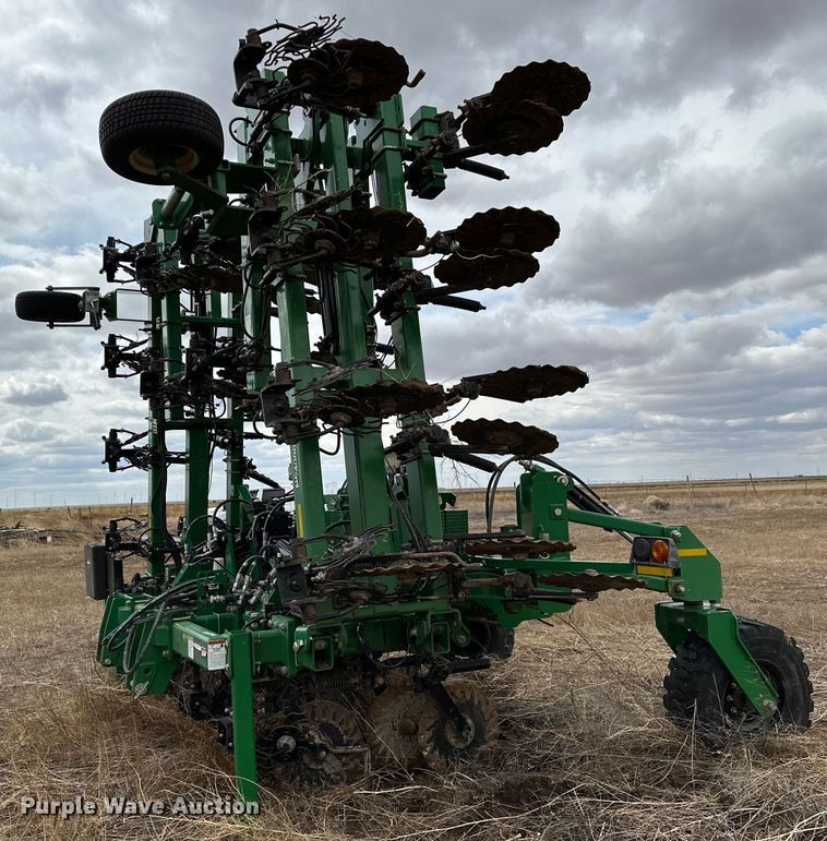image for item LR9750 Great Plains NP4000-1630  strip-till