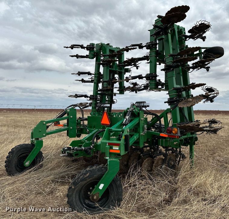 image for item LR9750 Great Plains NP4000-1630  strip-till
