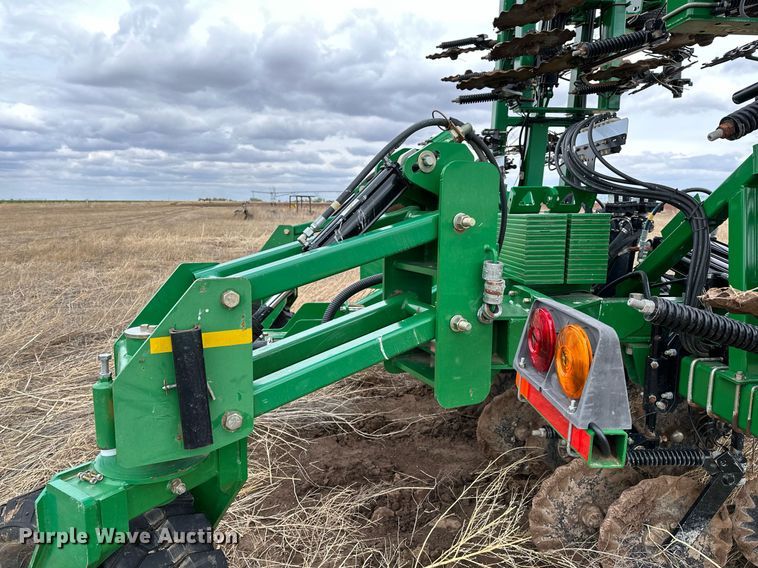 image for item LR9750 Great Plains NP4000-1630  strip-till