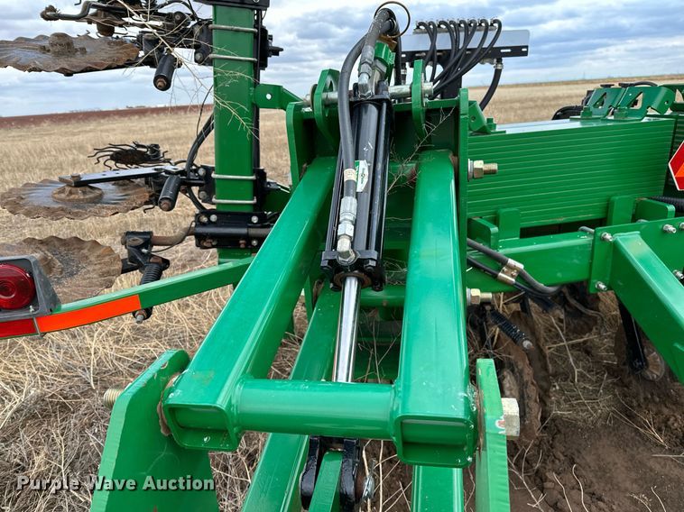 image for item LR9750 Great Plains NP4000-1630  strip-till