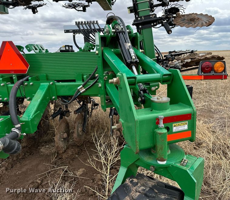 image for item LR9750 Great Plains NP4000-1630  strip-till