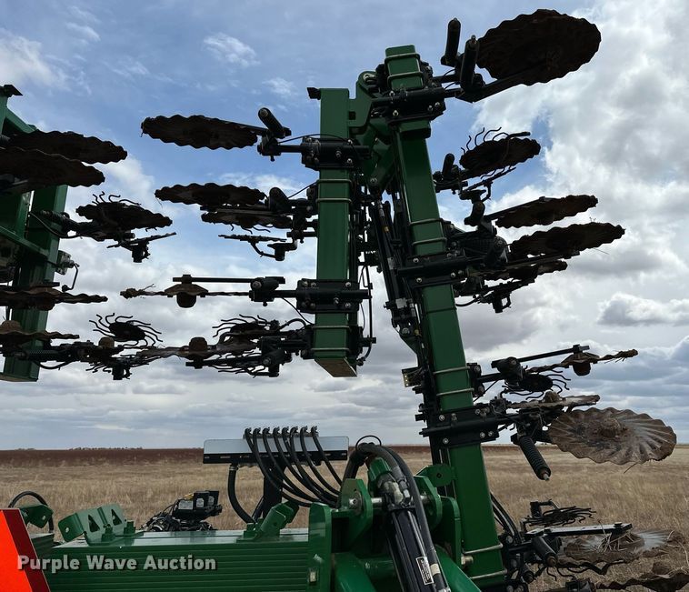 image for item LR9750 Great Plains NP4000-1630  strip-till