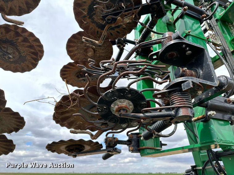 image for item LR9750 Great Plains NP4000-1630  strip-till