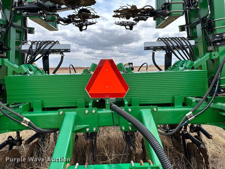image for item LR9750 Great Plains NP4000-1630  strip-till
