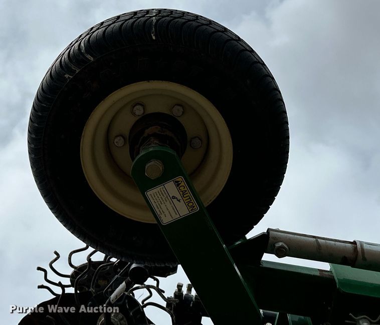 image for item LR9750 Great Plains NP4000-1630  strip-till