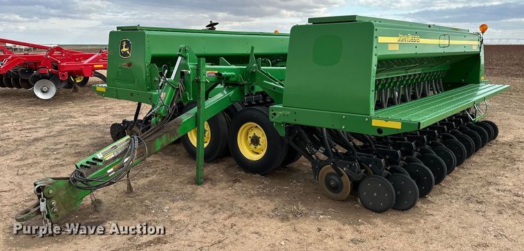 image for item LR9752 John Deere 455  grain drill