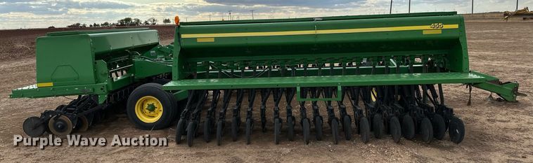 image for item LR9752 John Deere 455  grain drill