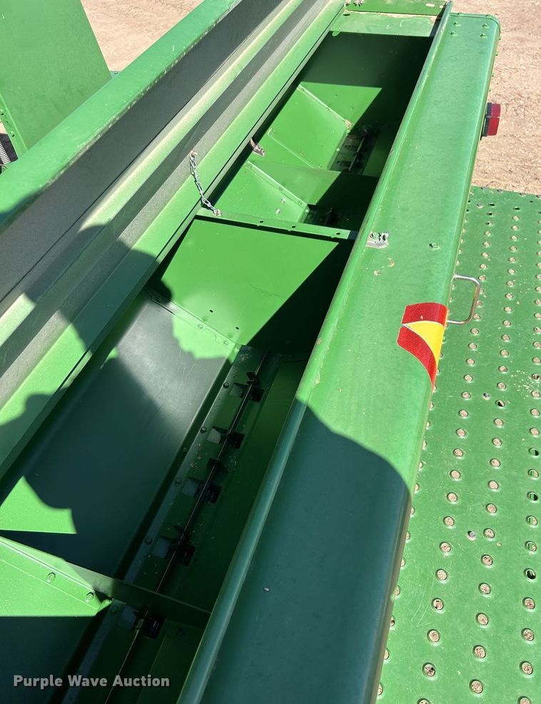 image for item LR9752 John Deere 455  grain drill