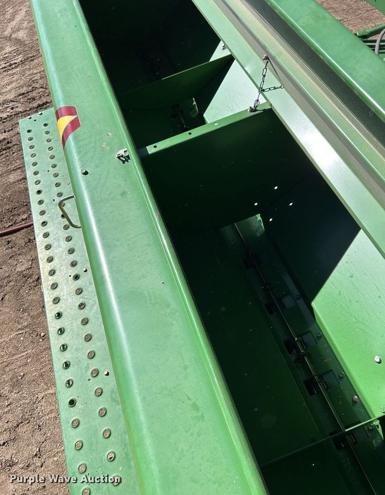 image for item LR9752 John Deere 455  grain drill