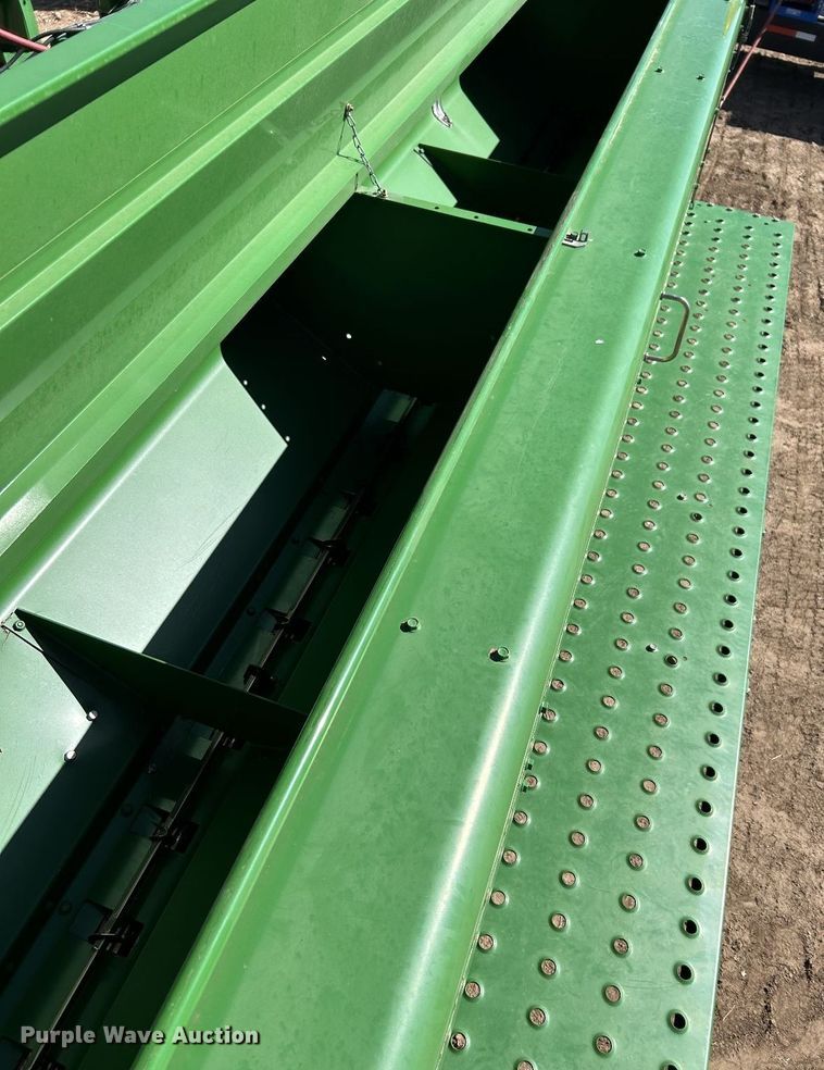 image for item LR9752 John Deere 455  grain drill