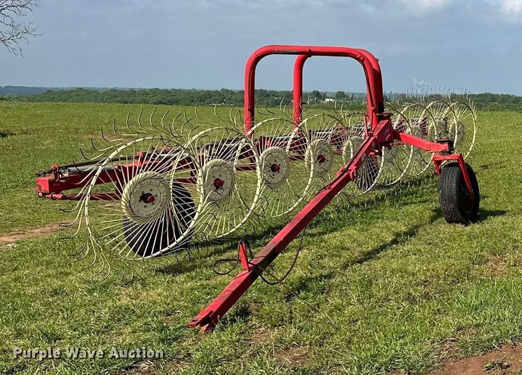 Enrossi RT9 hay rake in Depew, OK | Item LR9782 sold | Purple Wave