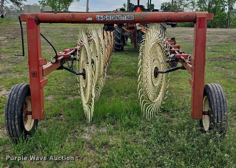 image for item LW9554 S&H  hay rake