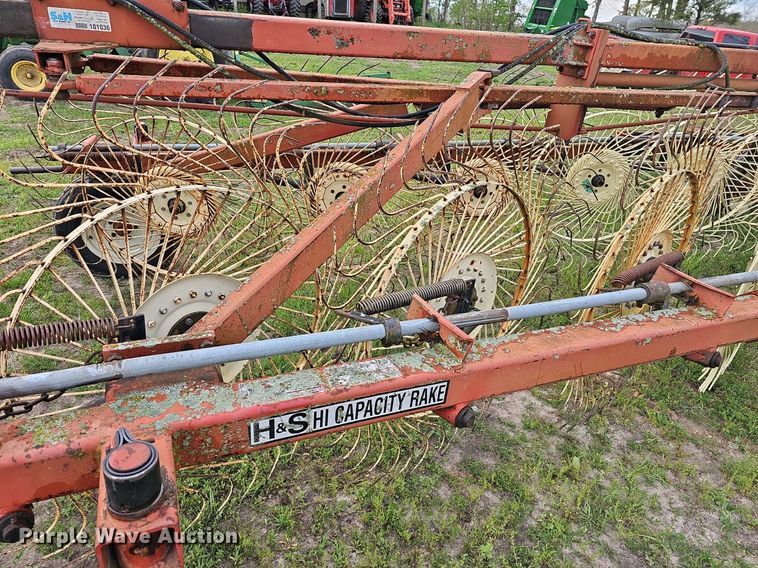 image for item LW9554 S&H  hay rake