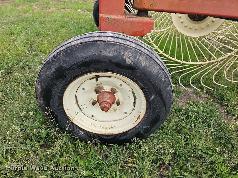 image for item LW9554 S&H  hay rake