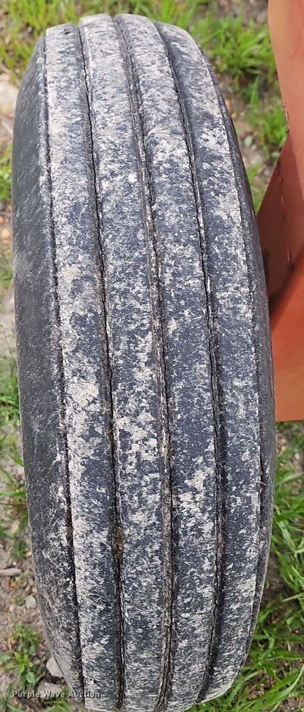 image for item LW9554 S&H  hay rake