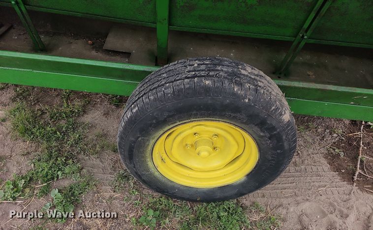 image for item LW9556 Richard Cox Manufacturing  creep feeder