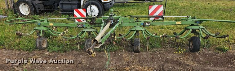 image for item LW9557 2005 Krone KW 5.50/4X7T  hay tedder