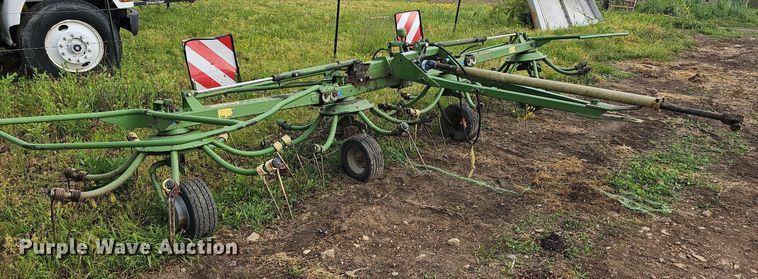 image for item LW9557 2005 Krone KW 5.50/4X7T  hay tedder