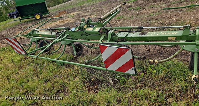 image for item LW9557 2005 Krone KW 5.50/4X7T  hay tedder