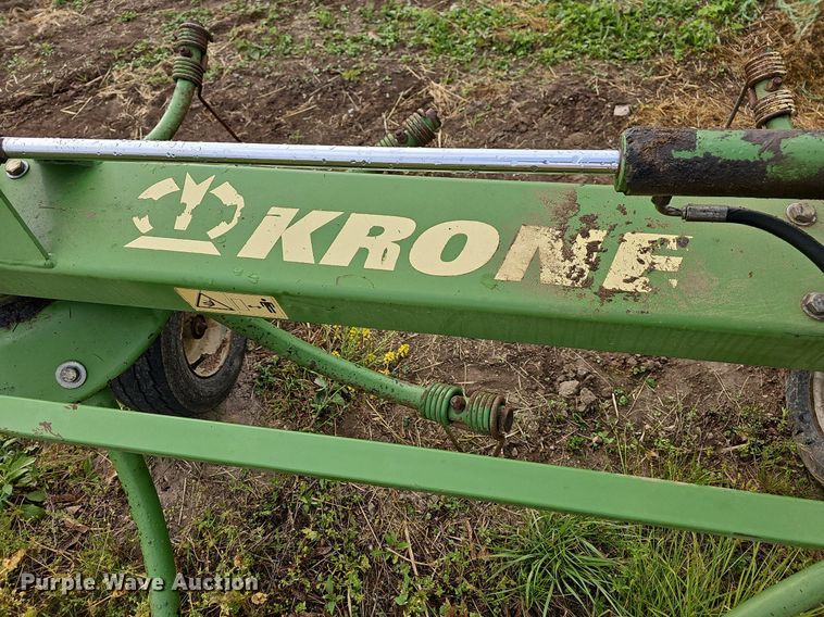image for item LW9557 2005 Krone KW 5.50/4X7T  hay tedder