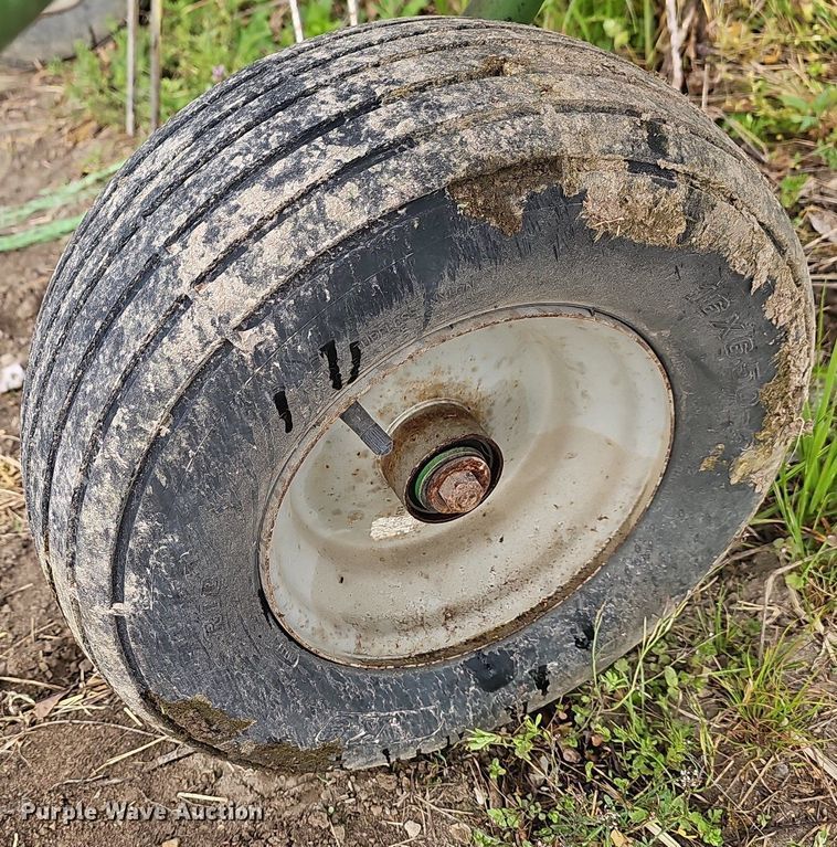 image for item LW9557 2005 Krone KW 5.50/4X7T  hay tedder