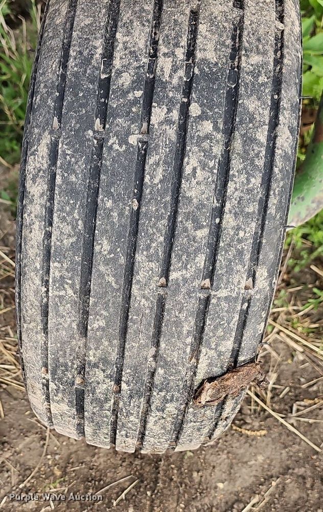 image for item LW9557 2005 Krone KW 5.50/4X7T  hay tedder