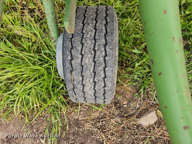 image for item LW9557 2005 Krone KW 5.50/4X7T  hay tedder