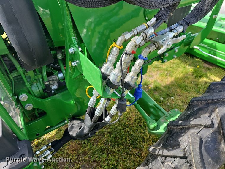 image for item MC9015 2021 John Deere 5075E  MFWD tractor
