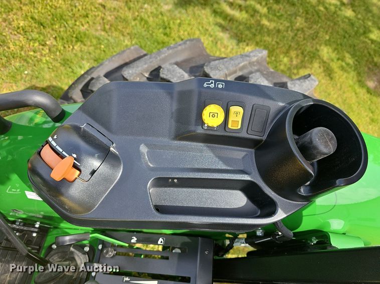 image for item MC9015 2021 John Deere 5075E  MFWD tractor