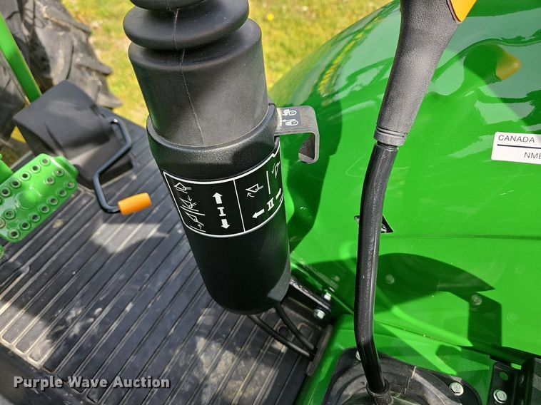 image for item MC9015 2021 John Deere 5075E  MFWD tractor