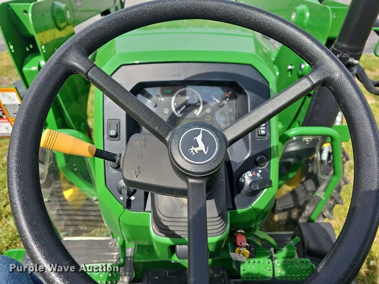image for item MC9015 2021 John Deere 5075E  MFWD tractor
