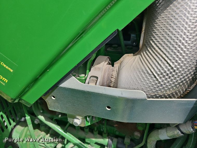 image for item MC9015 2021 John Deere 5075E  MFWD tractor