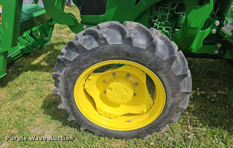 image for item MC9015 2021 John Deere 5075E  MFWD tractor