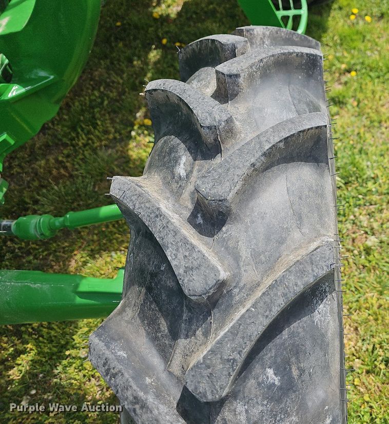 image for item MC9015 2021 John Deere 5075E  MFWD tractor