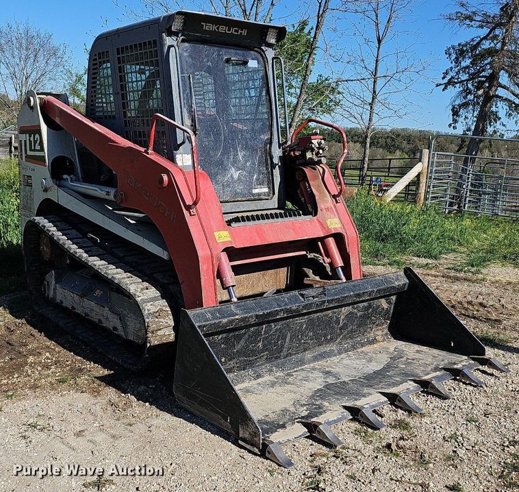 image for item MC9019 2016 Takeuchi TL12  tracked skid steer loader