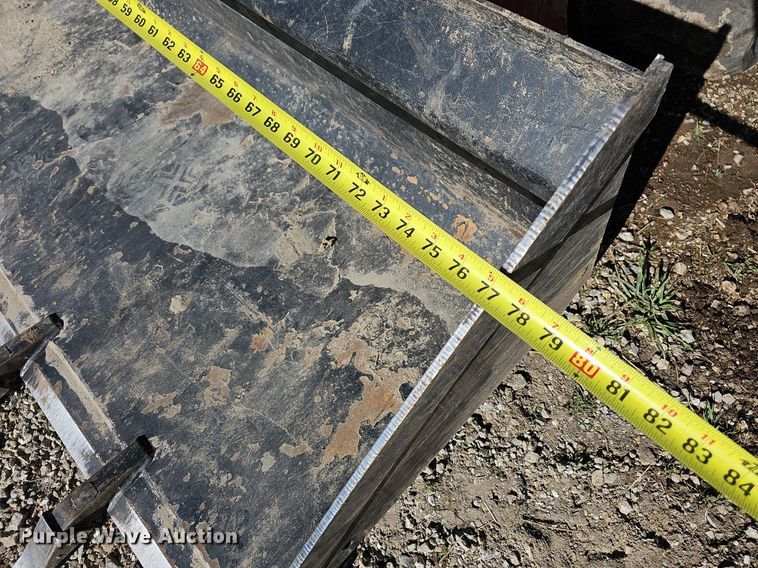 image for item MC9019 2016 Takeuchi TL12  tracked skid steer loader