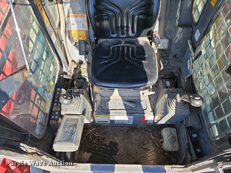 image for item MC9019 2016 Takeuchi TL12  tracked skid steer loader