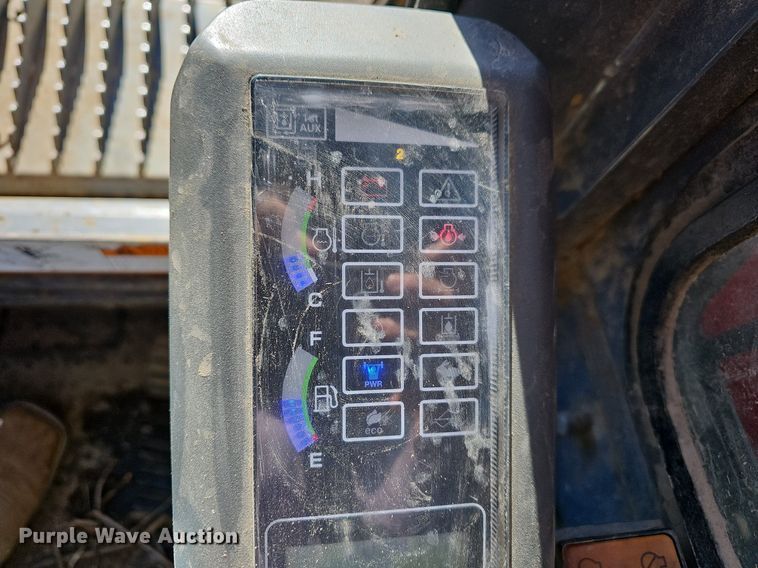 image for item MC9019 2016 Takeuchi TL12  tracked skid steer loader