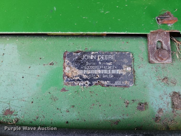image for item MC9020 John Deere 569  round baler