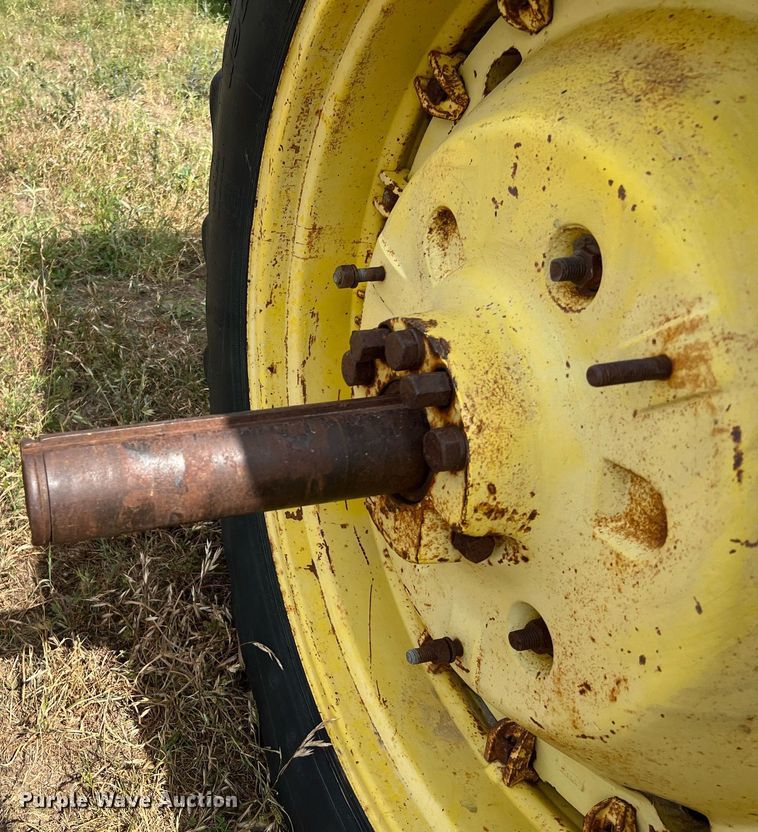 image for item MF9926 1977 John Deere 4630  tractor